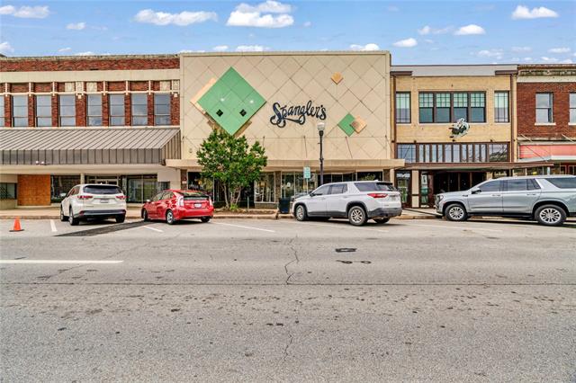 Plaza Commercial Property