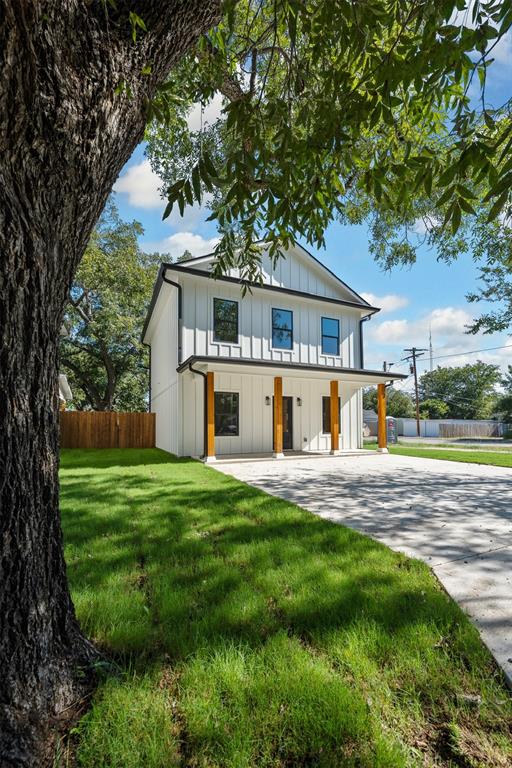 Live Oak Trail Home for Sale