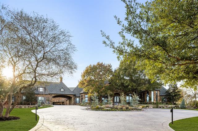 Twelve Oaks Home for Sale
