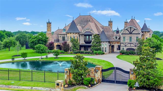 Twelve Oaks Home for Sale