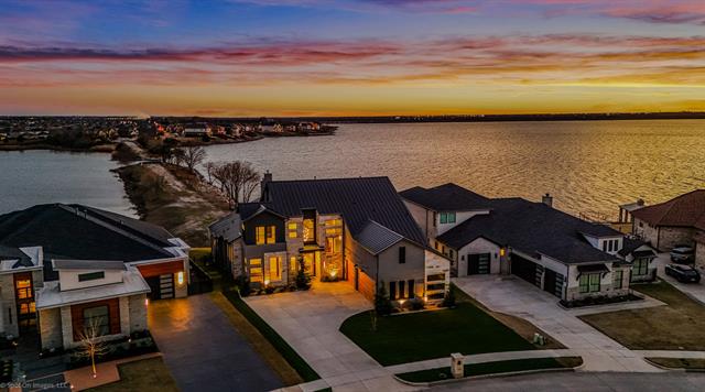 Noe Home for Sale