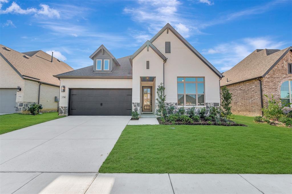 Bermuda Grass Home for Sale