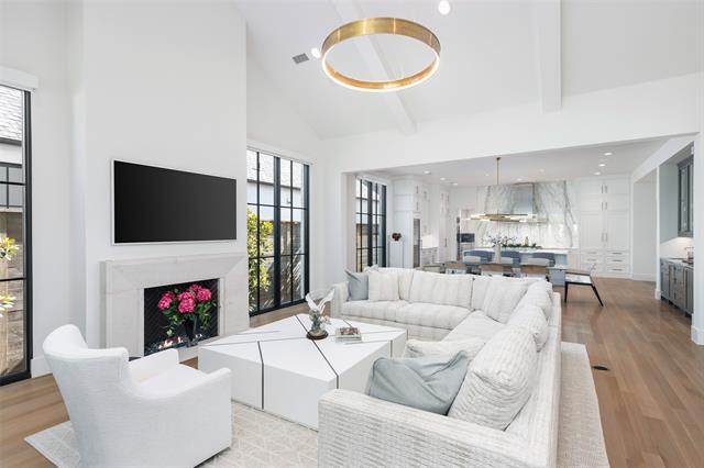 Bluff Hollow Home for Sale