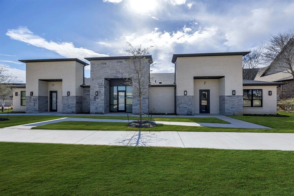 Fountainview Commercial Property
