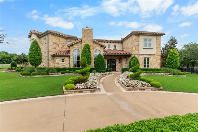 Bending Oak Home for Sale