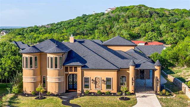 Whispering Oaks Home for Sale