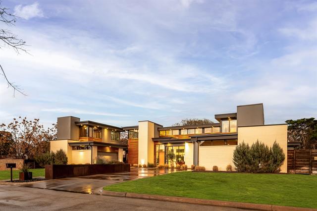 Lakemont Home for Sale