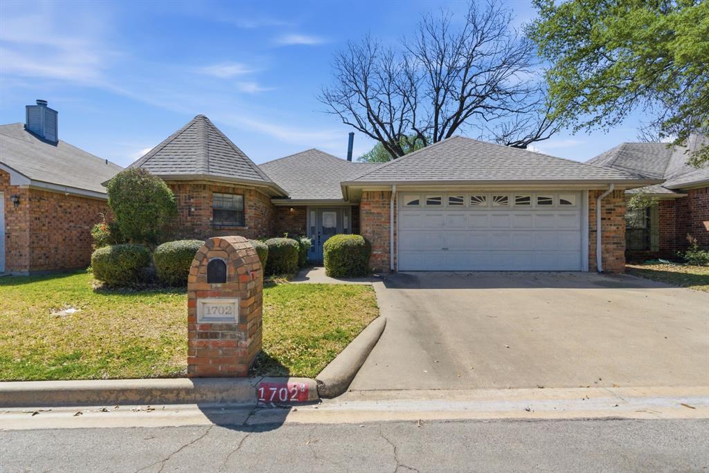 Sully Home for Sale