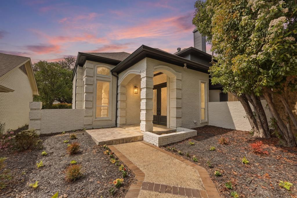 Royal Terrace Home for Sale