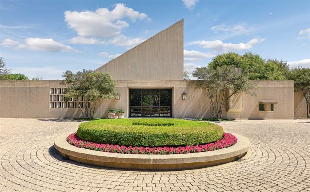 Shady Oaks Home for Sale