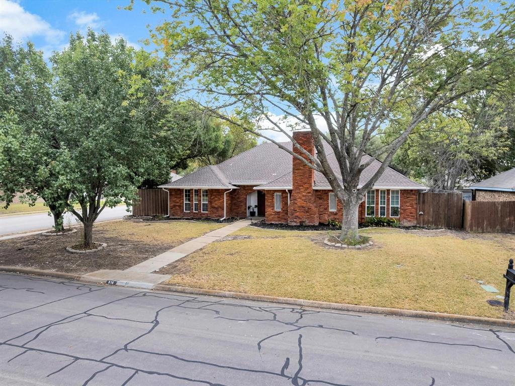 Autumn Lake Home for Sale