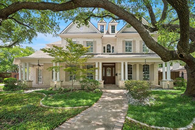Drujon Home for Sale