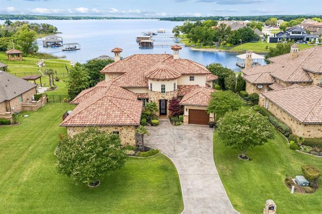 Lakeside Home for Sale
