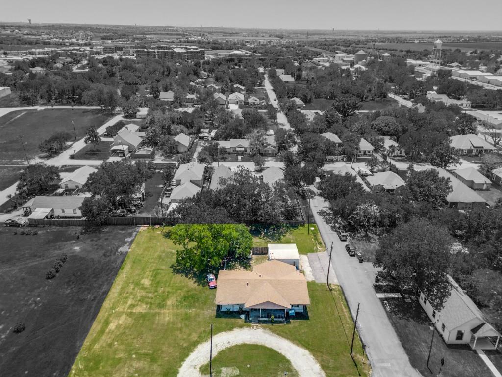 Pecan Commercial Property