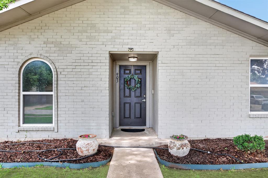 Grassy Glen Home for Sale