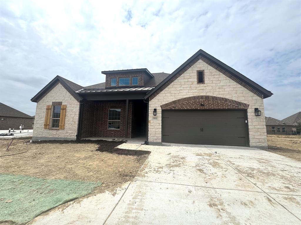 Carmona Home for Sale