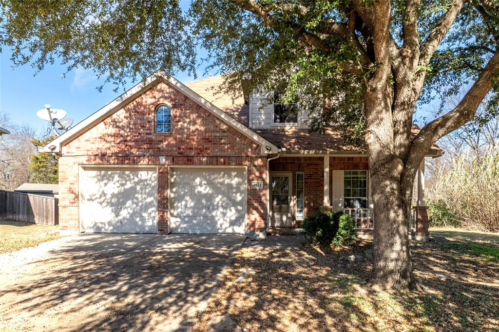 Kingfisher Home for Sale