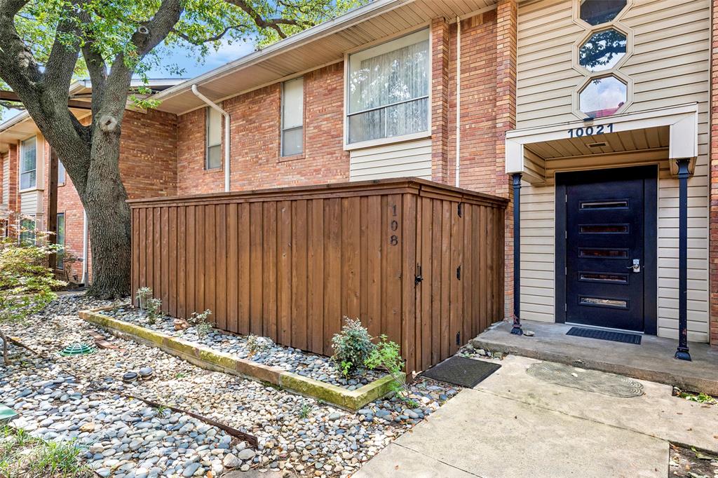 Regal Park Home for Sale