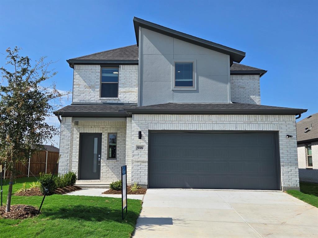 Lost Holly Home for Sale