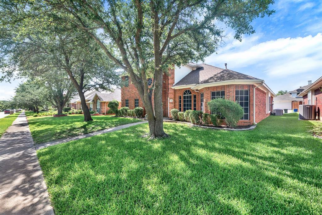 Green Apple Home for Sale