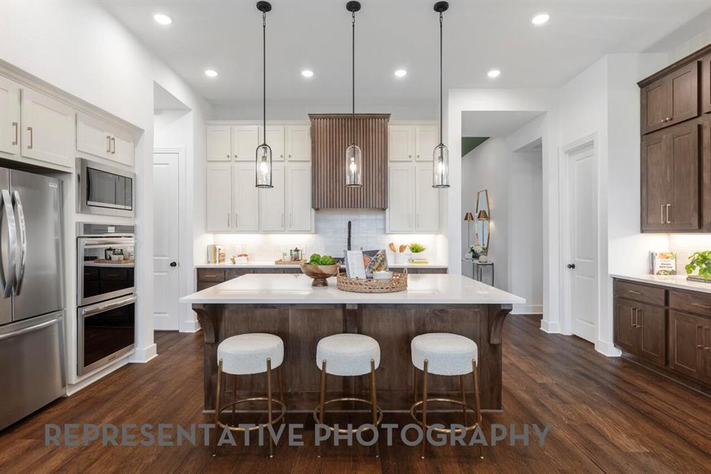 Flora Home for Sale