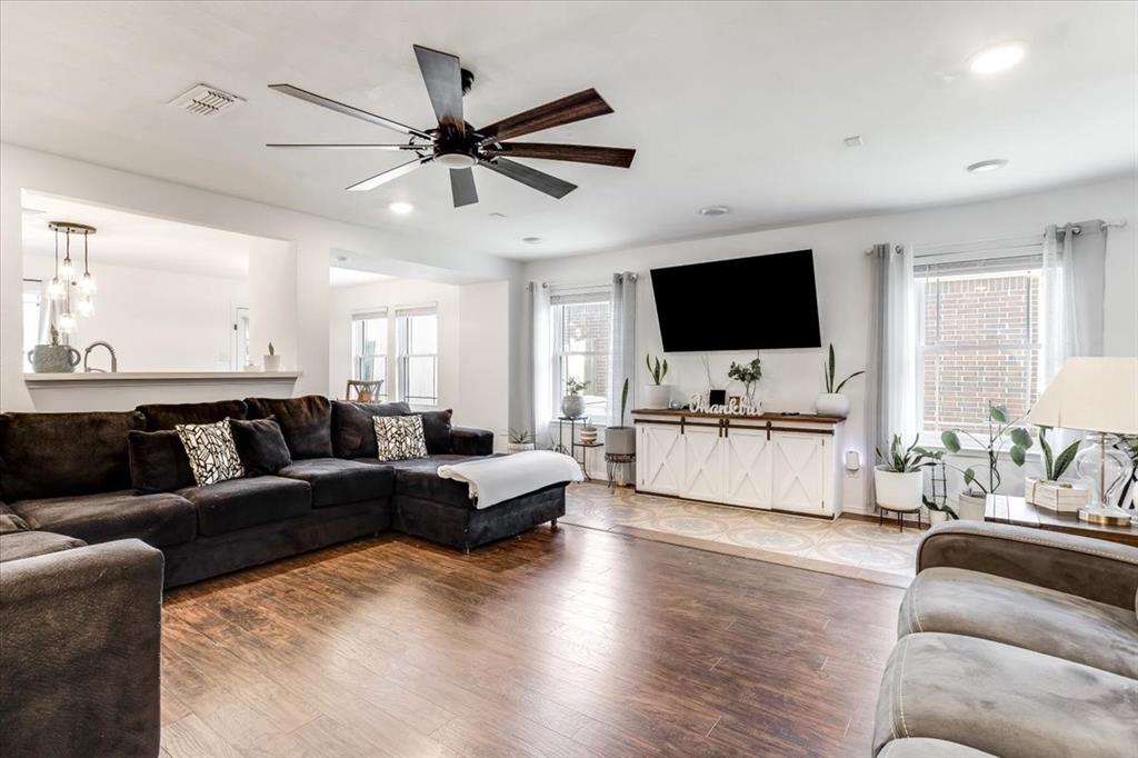 Diver Home for Sale