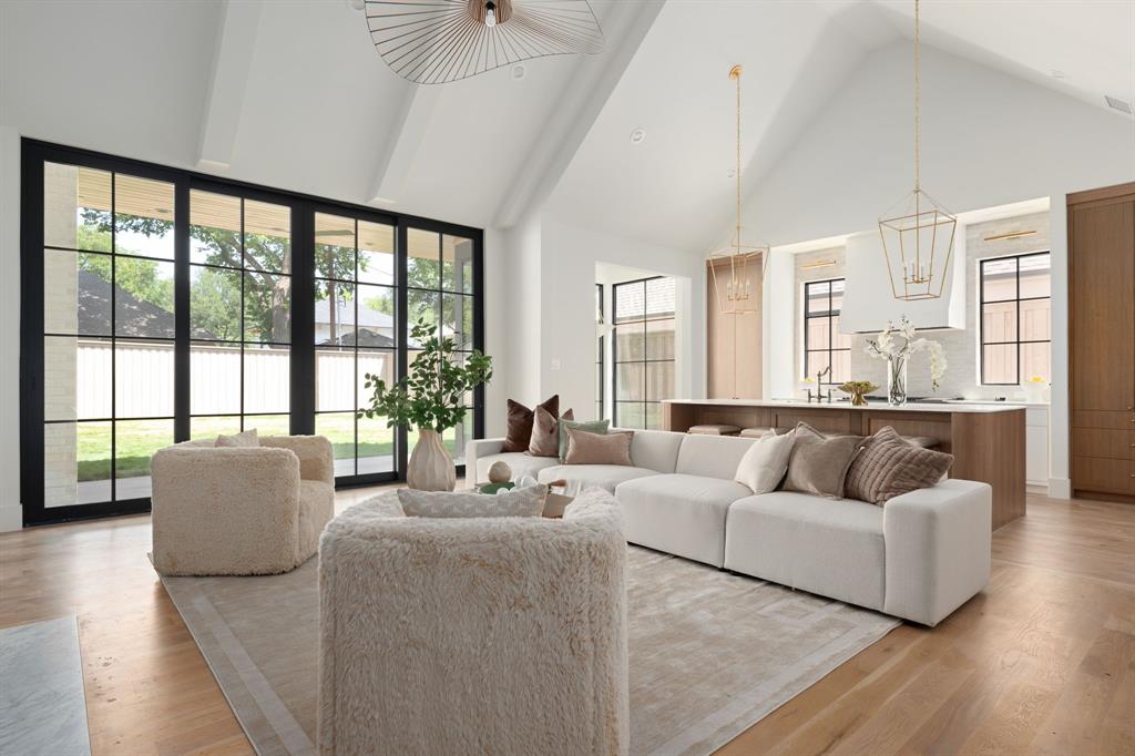 Daytonia Home for Sale