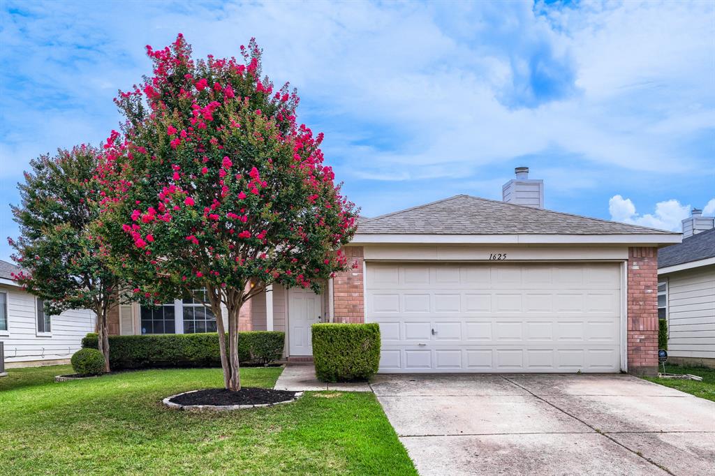 White Oak Home for Sale
