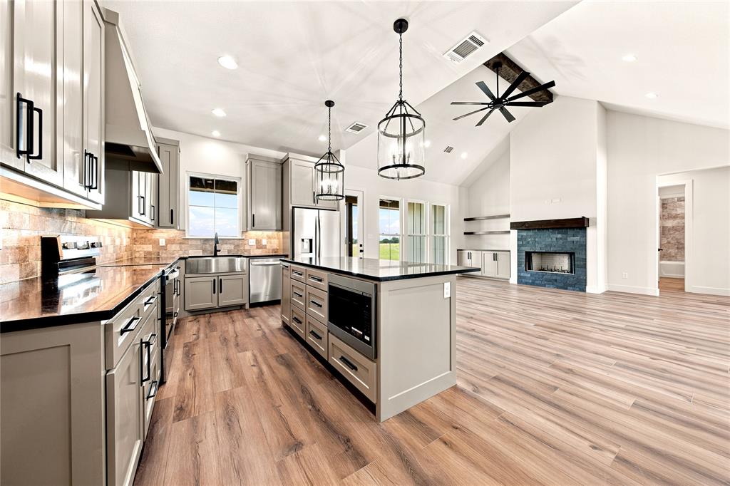 VZ County Road 2810 Home for Sale