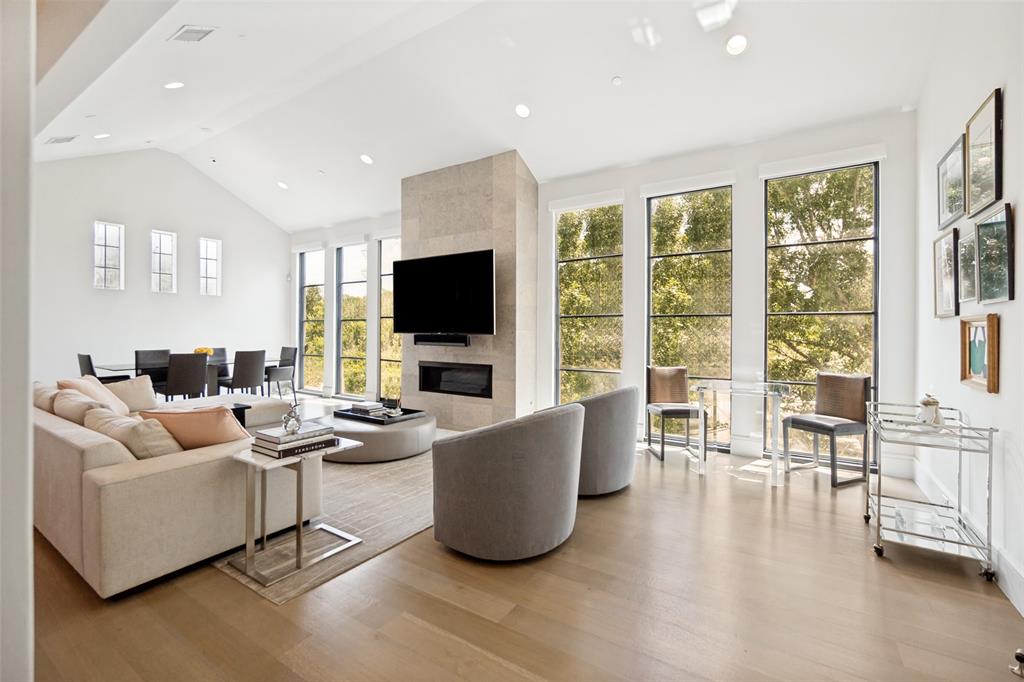 Abbott Home for Sale