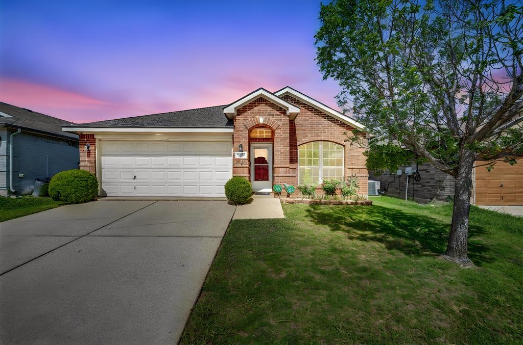 Mirror Lake Home for Sale
