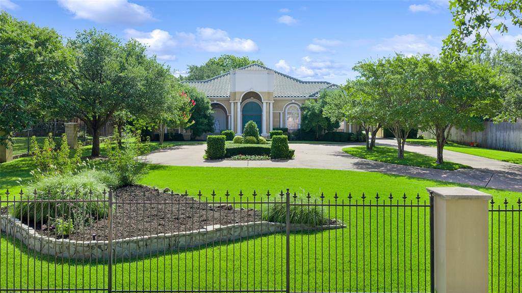 Roberts Home for Sale