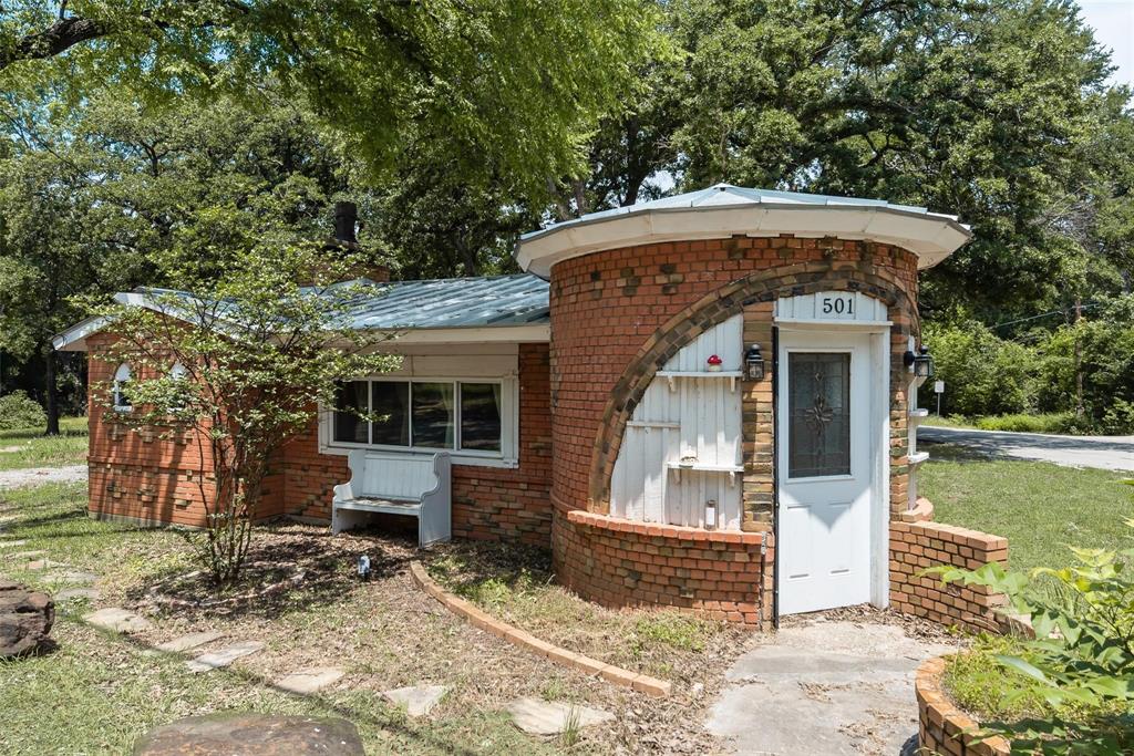 Lakeshore Home for Sale