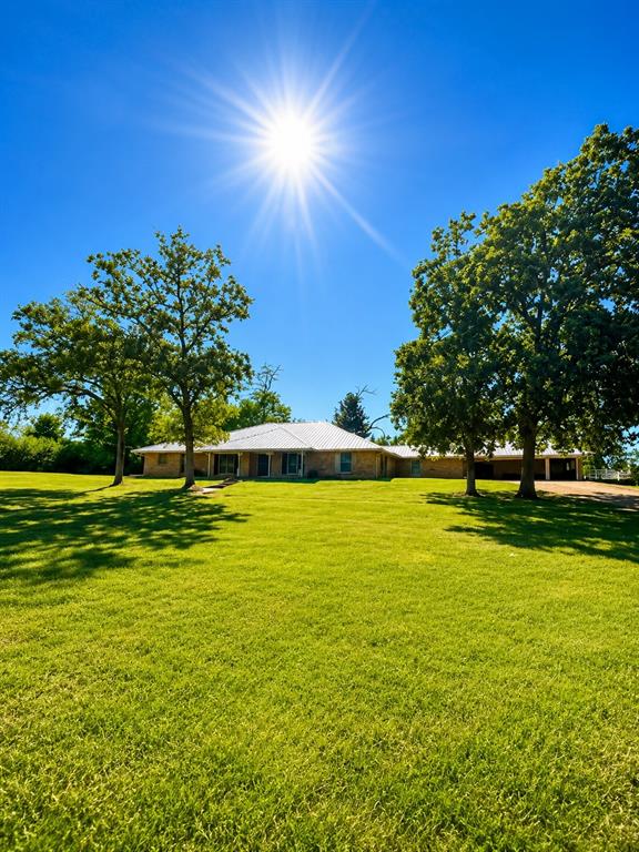An County Road 318 Home for Sale