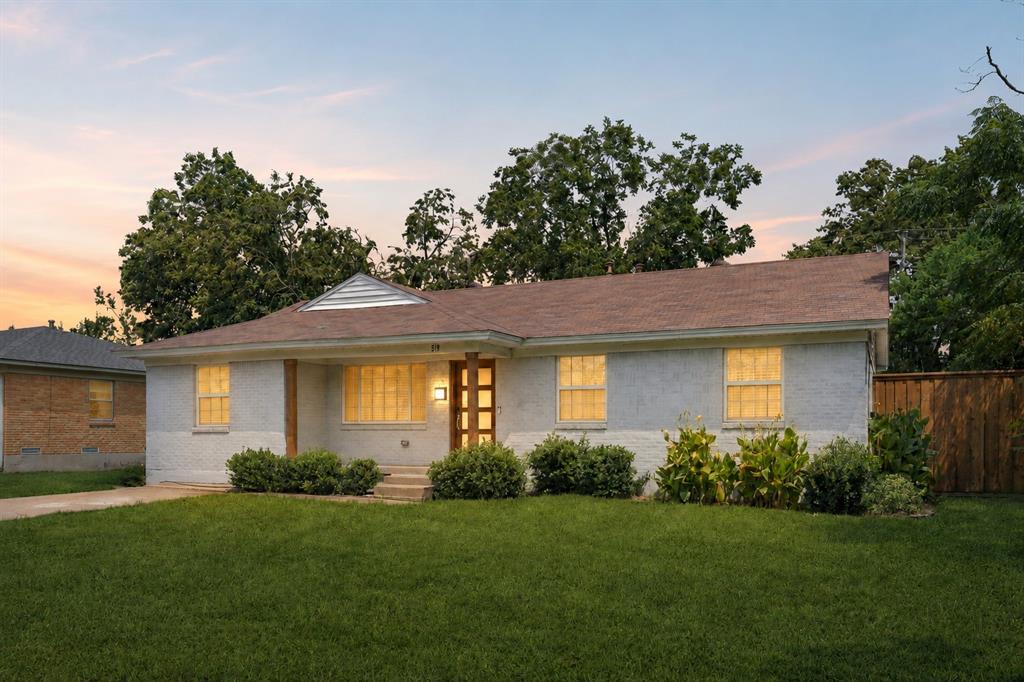 Royal Crest Home for Sale