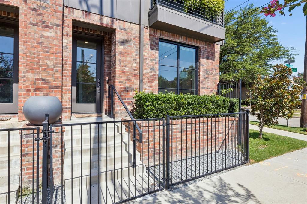 Zang Home for Sale