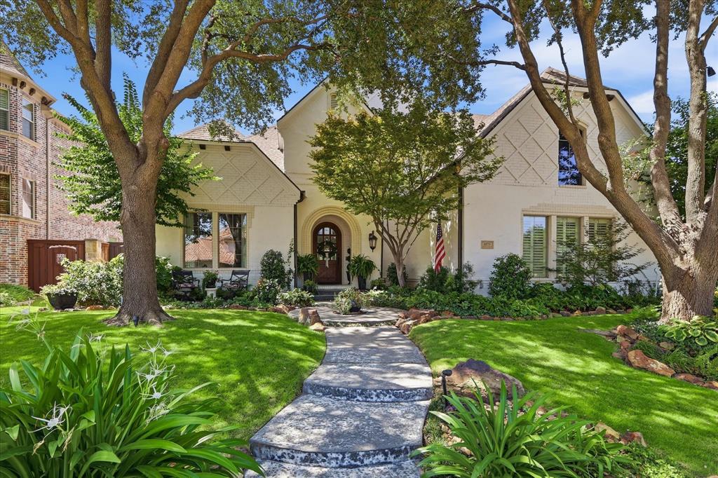 Princess Caroline Home for Sale