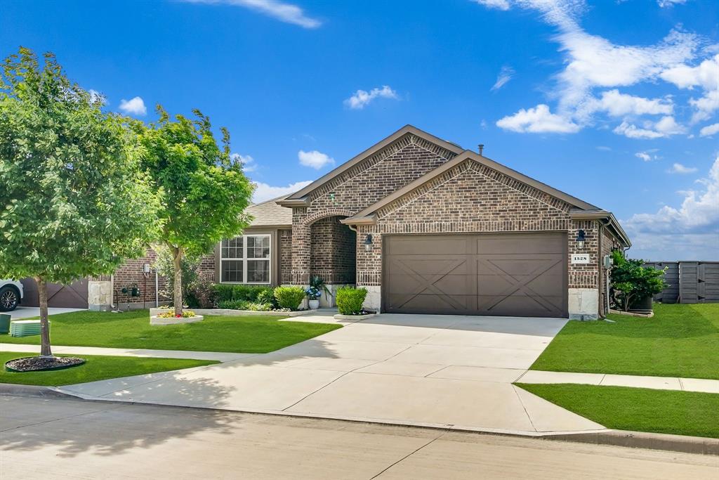 Grassy Knoll Home for Sale