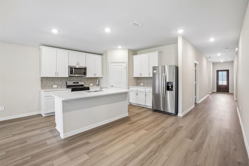 Longchamp Home for Sale