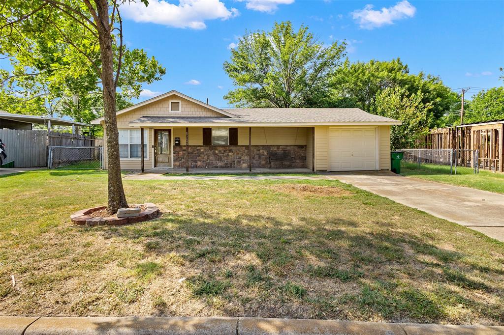 Roxie Home for Sale