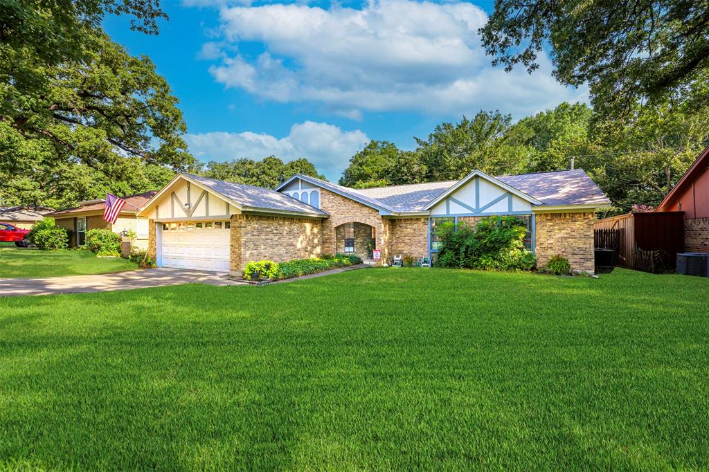 Pleasant Wood Home for Sale