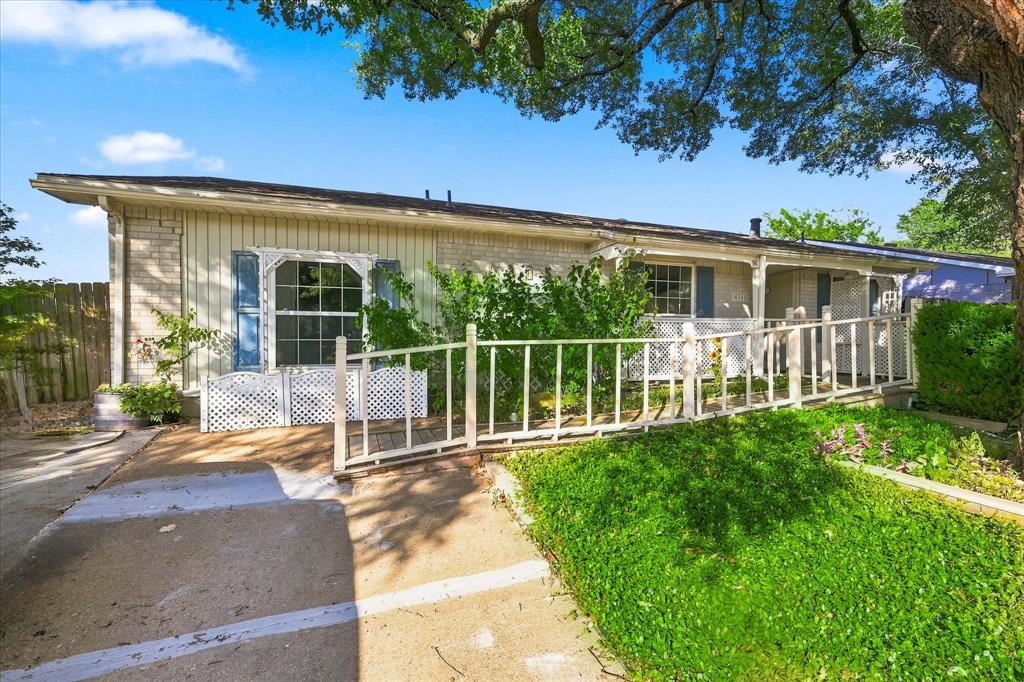 Magnolia Home for Sale