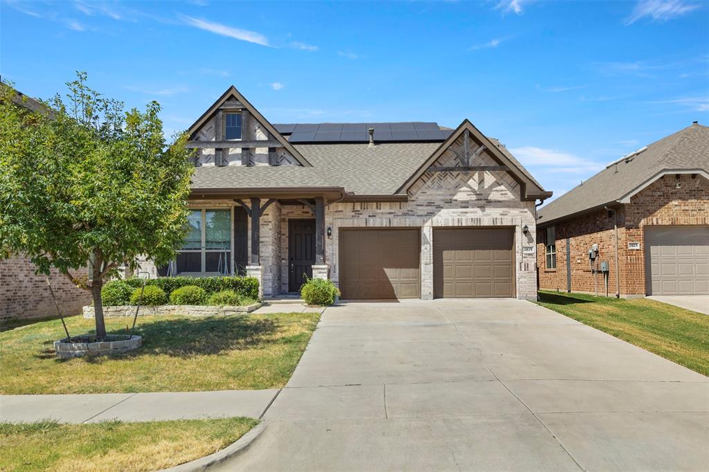 Lone Lynx Home for Sale
