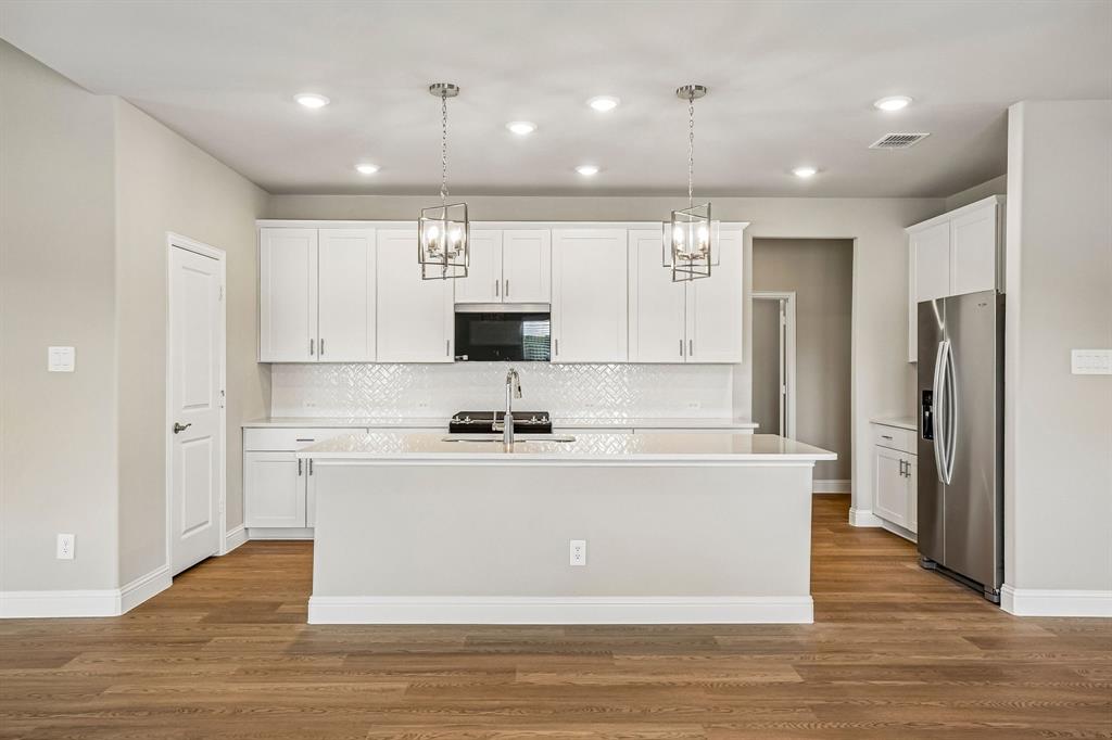 Dustbend Home for Sale