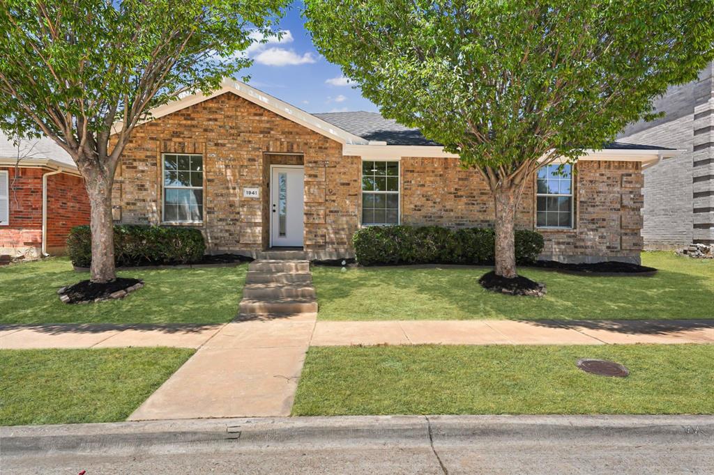 Indian Lilac Home for Sale