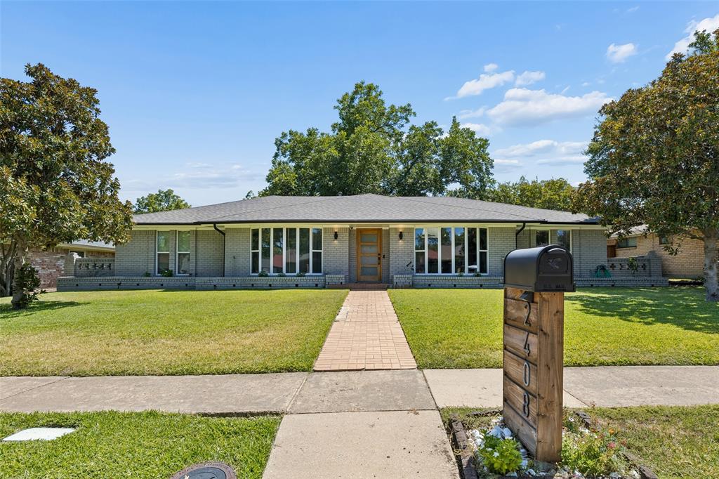Grandview Home for Sale