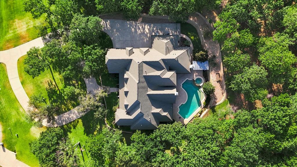 Knob Hill Home for Sale