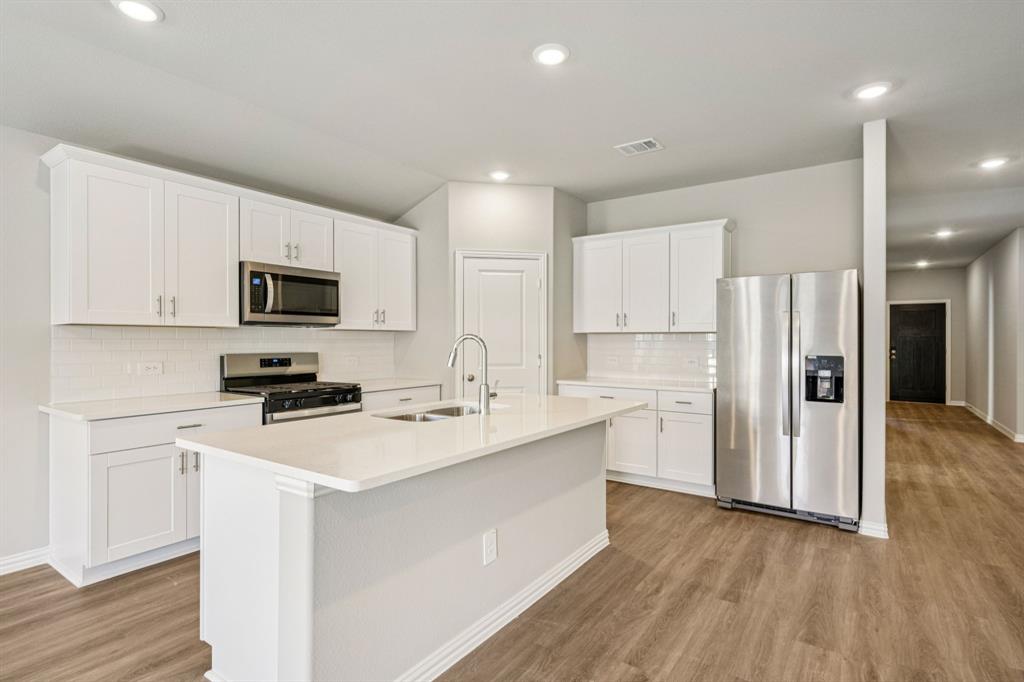 Longchamp Home for Sale