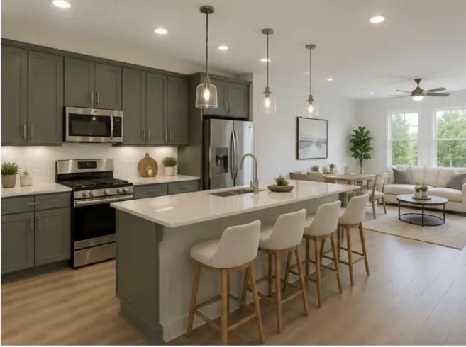 Metropolitan Home for Sale