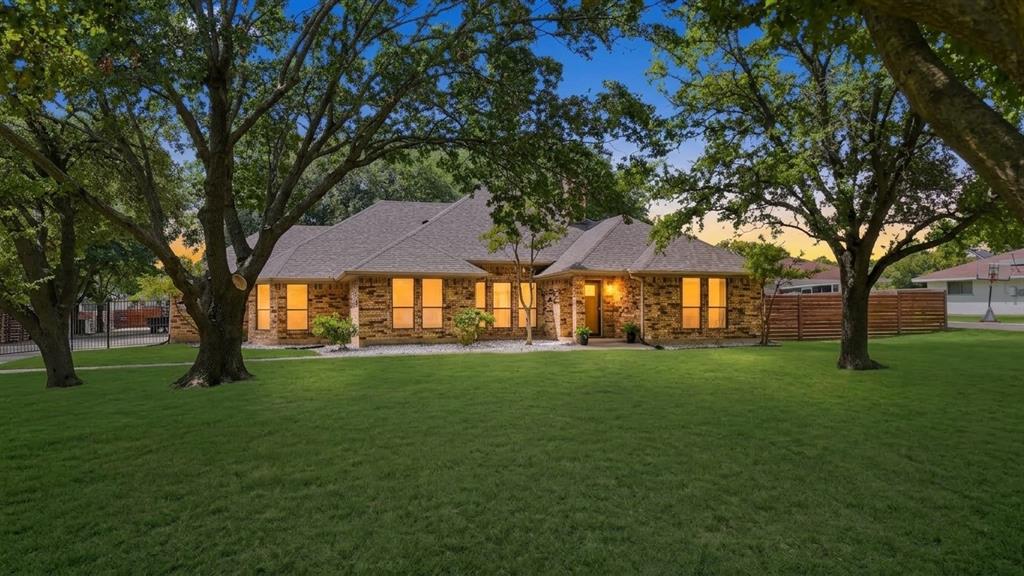 Red Oak Home for Sale
